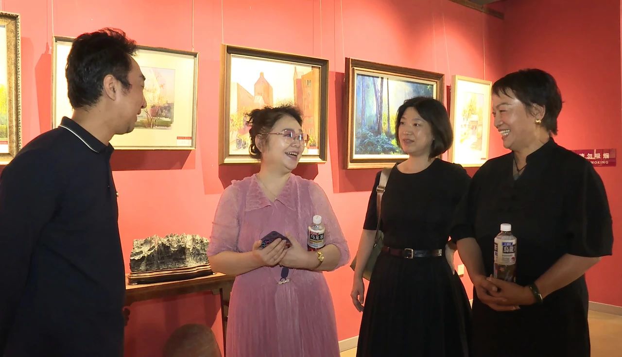 9.6-9.21日,区政协举办“彩笔绘就新时代•翰墨流芳迎国庆——庆祝中华人民共和国成立75周年暨人民政协成立75周年”书画作品展。.jpg